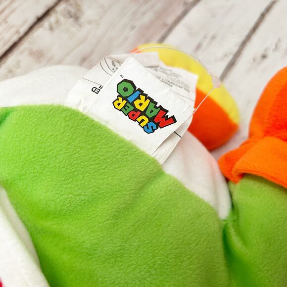 OFFICIAL NINTENDO Super Mario Yoshi Plush Set - Picture 7 of 8